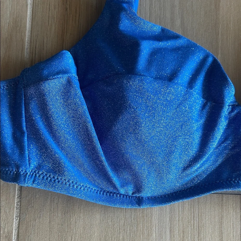 Cupshe Sparkling Royal Blue V-Neck Bikini Top Large